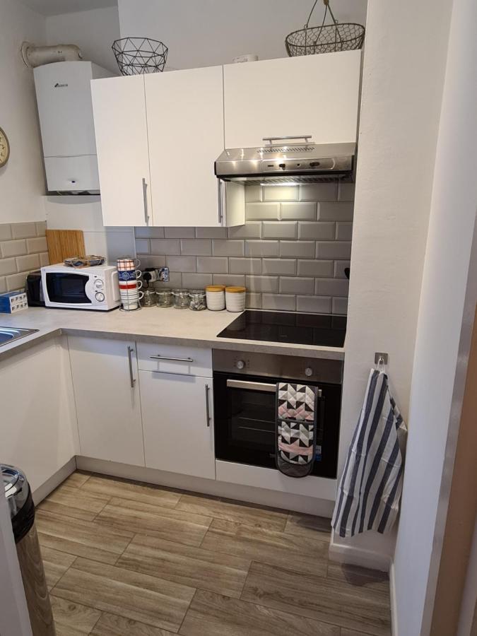 Centrally Located, Comfortable Apartment Near Station, Beach And North Laines Brighton Exterior photo