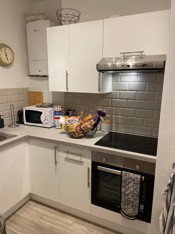 Centrally Located, Comfortable Apartment Near Station, Beach And North Laines Brighton Exterior photo