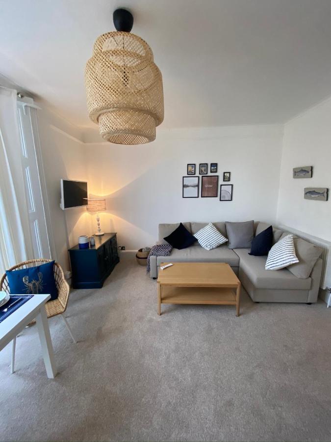 Centrally Located, Comfortable Apartment Near Station, Beach And North Laines Brighton Exterior photo